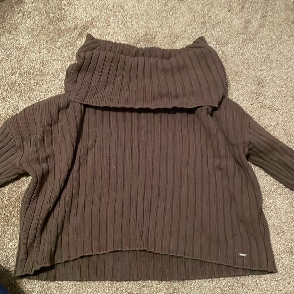 Guess cropped sweater. Size large